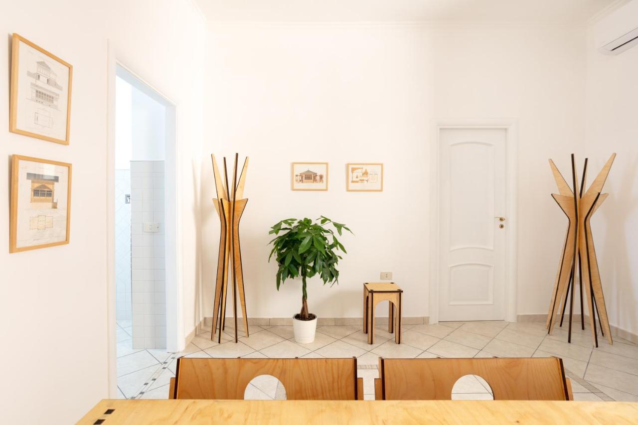 Le Tre Regine Apartment เนเปิลส์ ภายนอก รูปภาพ